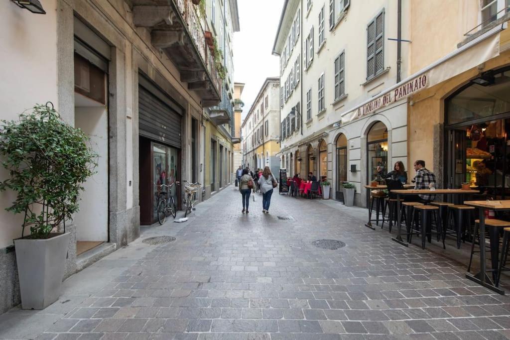 Magnifico Appartamento Centro Como - Rusconi 33 Zewnętrze zdjęcie